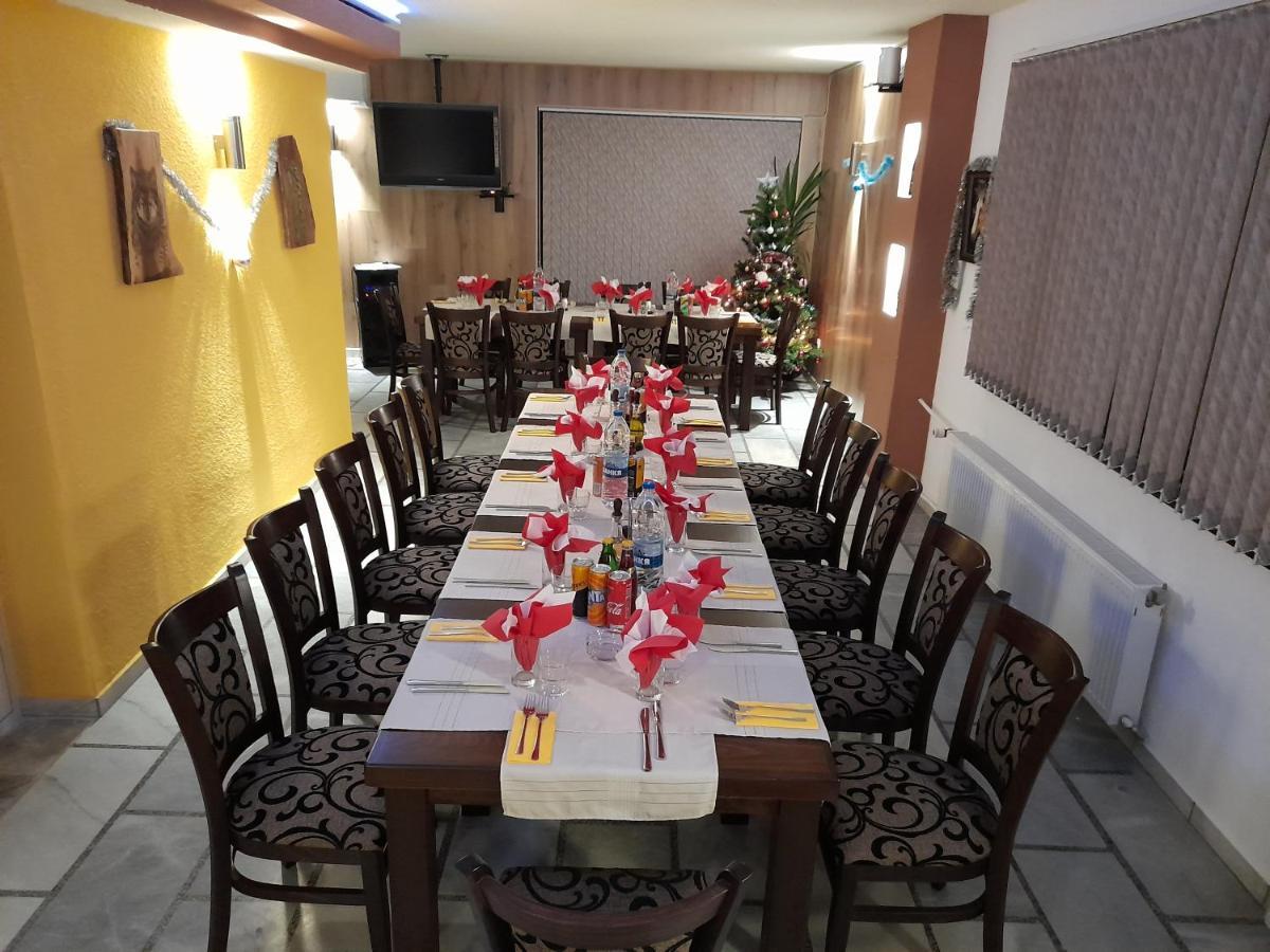 Guest House-Restaurant St. George / Къща За Гости-Ресторант Свети Георги Gabrovo Bagian luar foto
