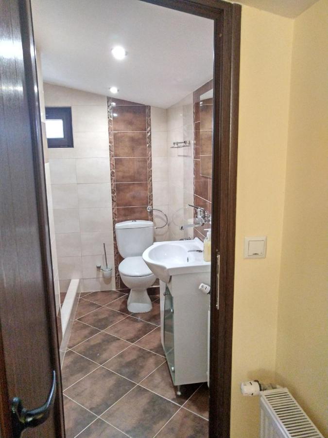 Guest House-Restaurant St. George / Къща За Гости-Ресторант Свети Георги Gabrovo Bagian luar foto